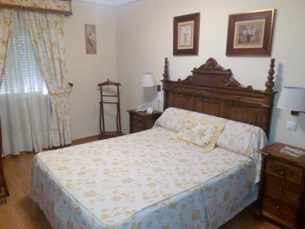 Hotel Victoria Zafra Eksteriør bilde