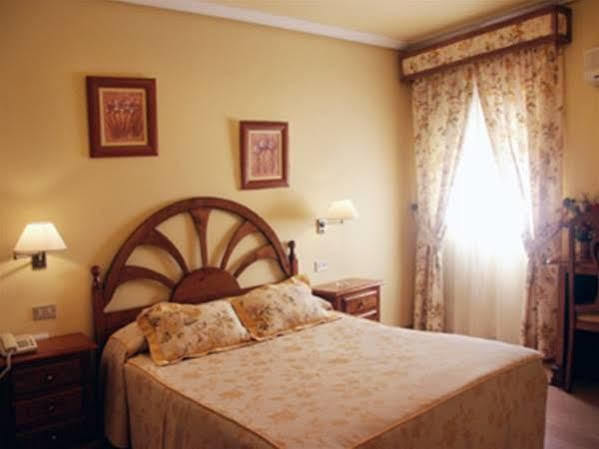 Hotel Victoria Zafra Eksteriør bilde